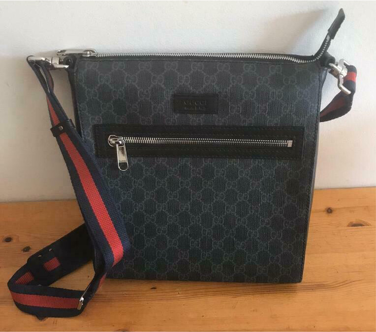 gucci pouch mens